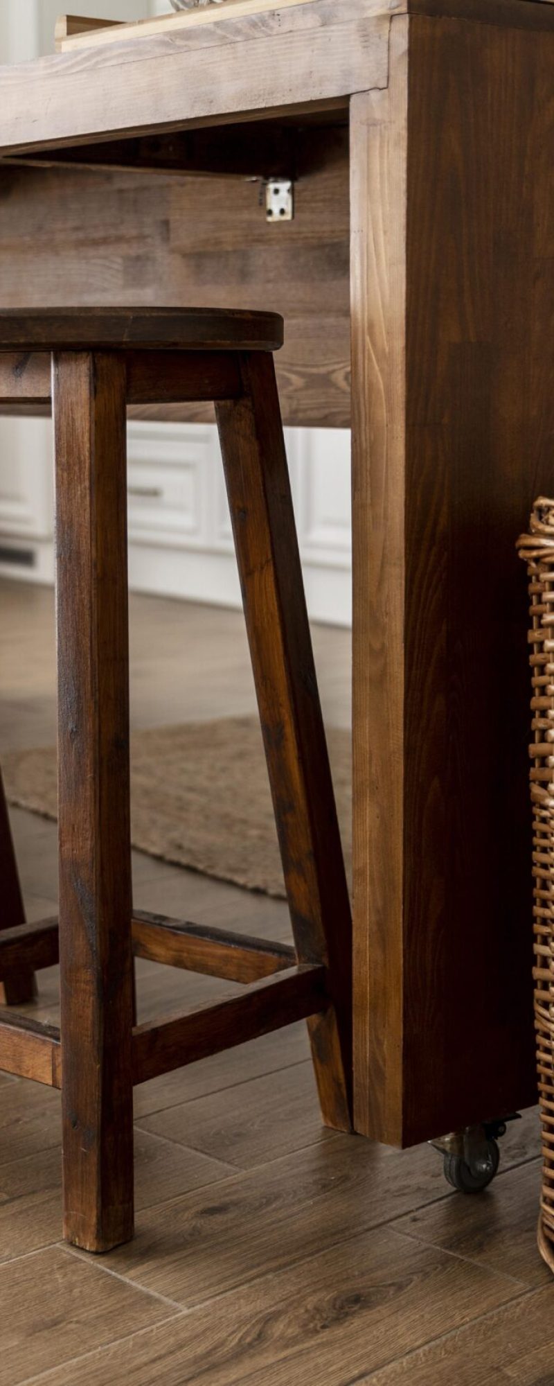 wooden-furniture-kitchen-interior-design